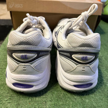 Load image into Gallery viewer, ASICS Deep Marine GT-2160s Size 9.5
