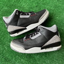 Load image into Gallery viewer, Jordan Black Cement 3s Size 10
