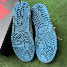 Load image into Gallery viewer, Jordan University Blue 1s Size 11.5
