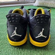 Load image into Gallery viewer, Jordan Thunder 4 Size 7Y
