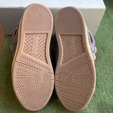 Load image into Gallery viewer, Lanvin Curbs Size 42
