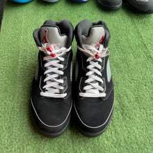 Load image into Gallery viewer, Jordan Reimagined Metallic 5 Size 8.5
