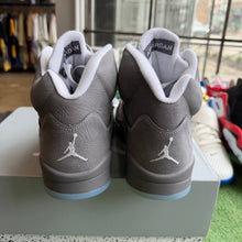 Load image into Gallery viewer, Jordan Wolf Grey 5s Size 8.5
