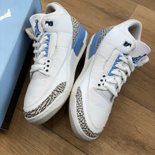 Load image into Gallery viewer, Jordan UNC 3s Size 11
