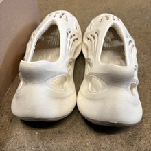 Load image into Gallery viewer, Adidas Yeezy Sand Foam Runners Size 10
