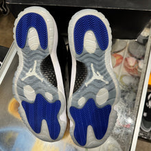 Load image into Gallery viewer, Jordan Space Jam 11s Size 12
