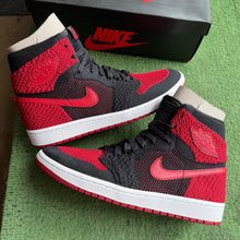 Load image into Gallery viewer, Jordan Flyknit Bred 1s Size 9
