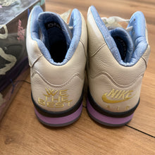 Load image into Gallery viewer, Jordan DJ Khaled 5s Size 10
