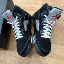 Load image into Gallery viewer, Jordan Reimagined Metallic 5s Size 10.5
