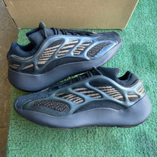 Load image into Gallery viewer, Adidas Yeezy Clay Brown 700 V3s Size 11
