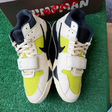 Load image into Gallery viewer, Jordan Travis Scott Bright Cactus Jumpman Jacks Size 9.5
