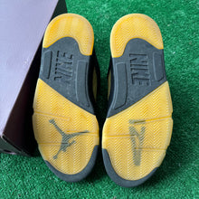 Load image into Gallery viewer, Jordan A Ma Maniére 5s Size 8.5
