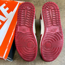 Load image into Gallery viewer, Jordan Lost and Found 1s Size 10.5
