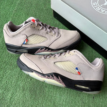 Load image into Gallery viewer, Jordan PSG Low 5s Size 11
