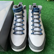 Load image into Gallery viewer, Jordan Flint 9s Size 9.5
