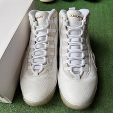 Load image into Gallery viewer, Jordan Drake OVO White 10s Size 11
