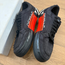 Load image into Gallery viewer, Off White Vulcanized Sneakers Size 41
