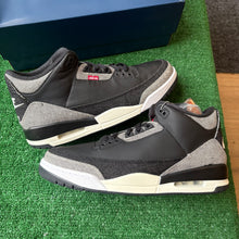 Load image into Gallery viewer, Jordan Black Levi’s 3s Size 12.5
