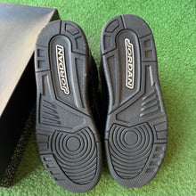 Load image into Gallery viewer, Jordan Black Cat 3s Size 6.5Y

