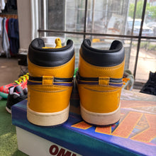 Load image into Gallery viewer, Omni In A Hellcat High Tops Size 11.5
