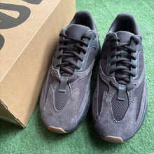 Load image into Gallery viewer, Yeezy Utility Black 700s Size 8.5

