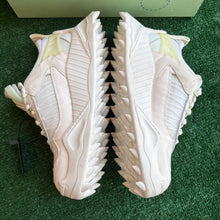 Load image into Gallery viewer, Off White White Odyssey’s Size 39
