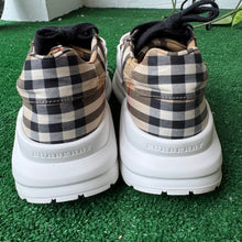 Load image into Gallery viewer, Burberry Ramsey Vintage Chuck Sneakers Size 41
