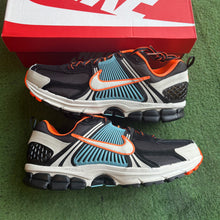 Load image into Gallery viewer, Nike Blue Gaze Orange Zoom Vomero 5s Size 12W/10.5M
