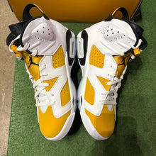 Load image into Gallery viewer, Jordan Yellow Ochre 6s Size 11

