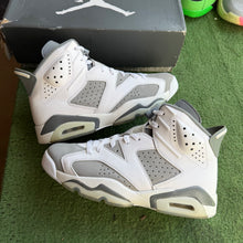 Load image into Gallery viewer, Jordan Cool Grey 6s Size 9
