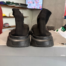 Load image into Gallery viewer, Balenciaga Speed Trainers Size 45

