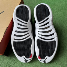 Load image into Gallery viewer, Jordan Playoff 12s Size 9
