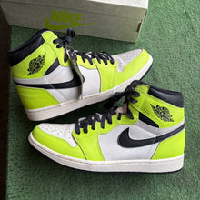 Load image into Gallery viewer, Jordan Visionaire 1s Size 10.5
