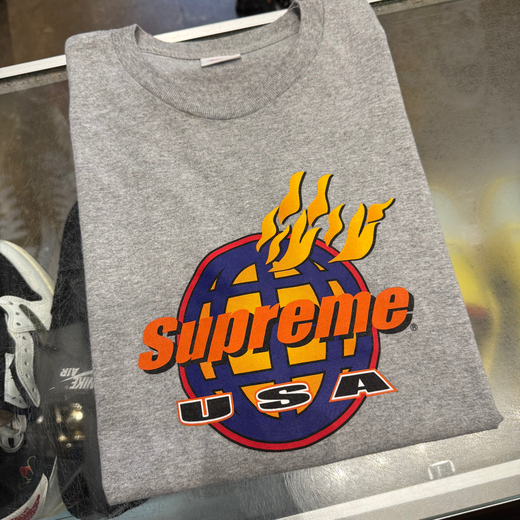 Supreme Tee Size M