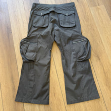 Load image into Gallery viewer, FFFPOSTALSERVICE Flare Cargo Pants Size 36
