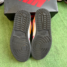 Load image into Gallery viewer, Jordan Light Fusion 1s Size 7.5

