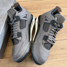 Load image into Gallery viewer, Jordan Cave Stone 4s Size 9
