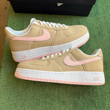 Load image into Gallery viewer, Nike Linen Air Force 1s Size 9

