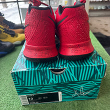 Load image into Gallery viewer, Nike Kyrie Three Point Contest Candy Apple 3s Size 13
