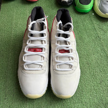 Load image into Gallery viewer, Jordan Platinum Tint 11s Size 13
