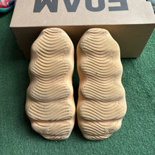 Load image into Gallery viewer, Yeezy 450 Slides Size 8
