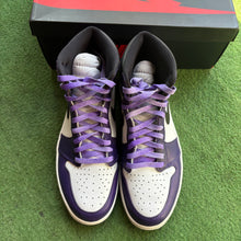 Load image into Gallery viewer, Jordan Court Purple 1s Size 11
