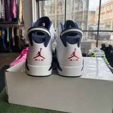 Load image into Gallery viewer, Jordan Olympic 6s Size 13

