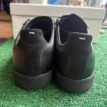 Load image into Gallery viewer, Maison Margiela Gats Size 41.5
