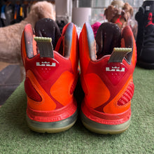 Load image into Gallery viewer, Nike LeBron Big Bang 9s Size 10.5
