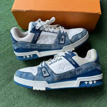 Load image into Gallery viewer, Louis Vuitton Trainers Size 10UK
