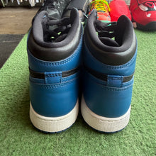 Load image into Gallery viewer, Jordan Marina Blue 1s Size 7Y
