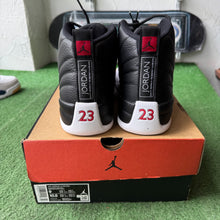 Load image into Gallery viewer, Jordan Playoff 12s Size 9
