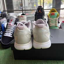 Load image into Gallery viewer, Nike Kobe All Star Protro 6s Size 9
