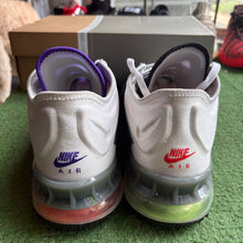 Load image into Gallery viewer, Nike LeBron What The Low 18s Size 11.5
